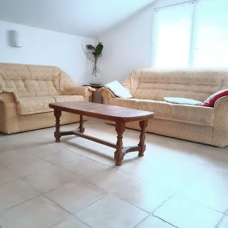 Prázdninový dům Les Grillons *