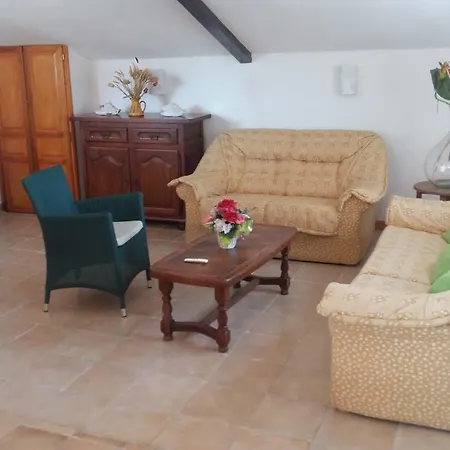 Les Grillons Feriehus Sainte-Maxime