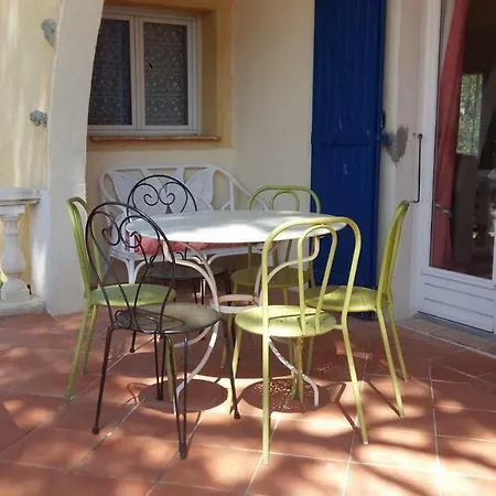 Les Grillons