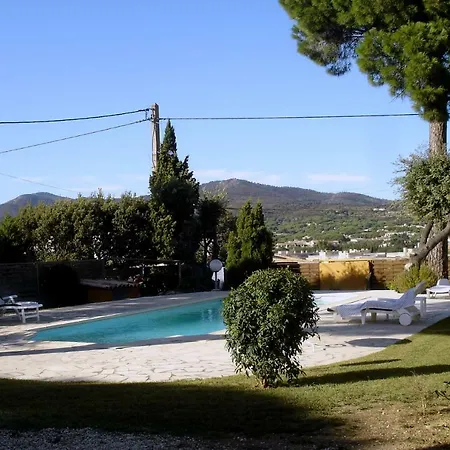 Holiday home Les Grillons